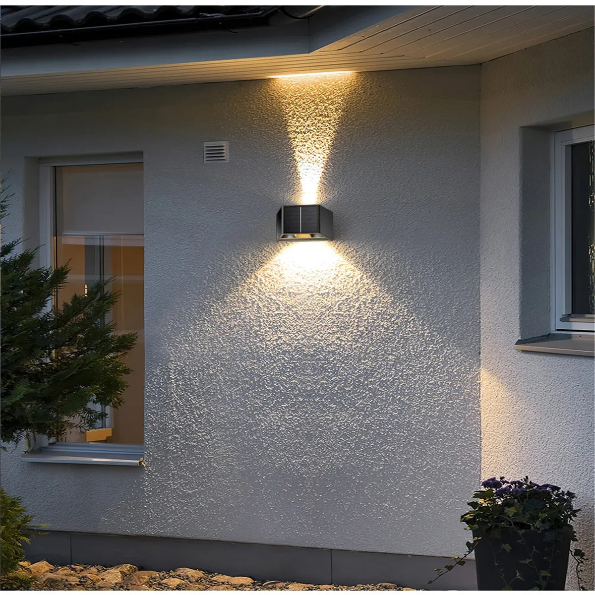 Solar LED Wall Lights 100 Lumens IP65 Waterproof High Brightness LED Headlight Beads Solar Up And Down Illuminate Outdoor Sunlight Lamp For Home Garden Porch Adjustable wall white light