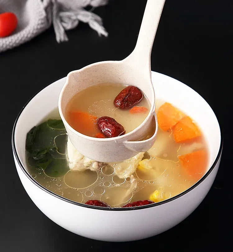 Color: Silver - Oil Filter Spoon Kitchen Oil Soup Separator Wheat Straw Long Handle Soup Spoon Strainer Colander Kitchen Cooking Ladle Tableware