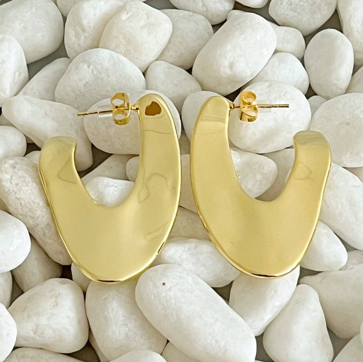 Polished Golden Art Hoop Earrings-1