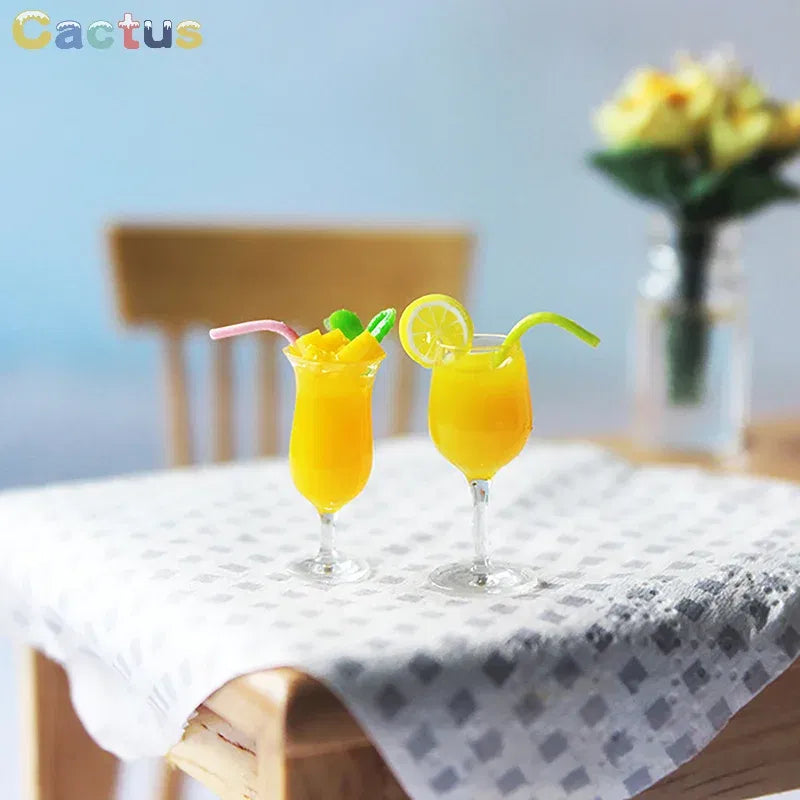 Color: light green - Miniature Toy Cocktail Drinks Doll Toys Dollhouse Accessories Miniature Items For 1:6/1:12 Doll House Kitchen Ornaments
