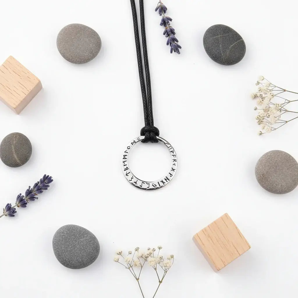 Vegvisir Viking Rune Necklace – Nordic Compass Amulet Stainless Steel Pendant